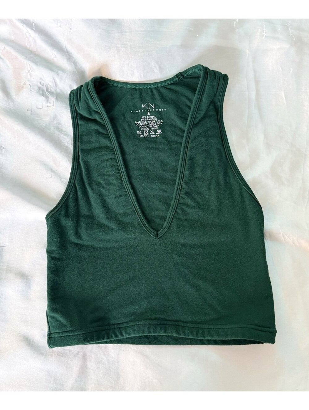 Klassy Network Cropped V-Neck Padded Brami Top Green